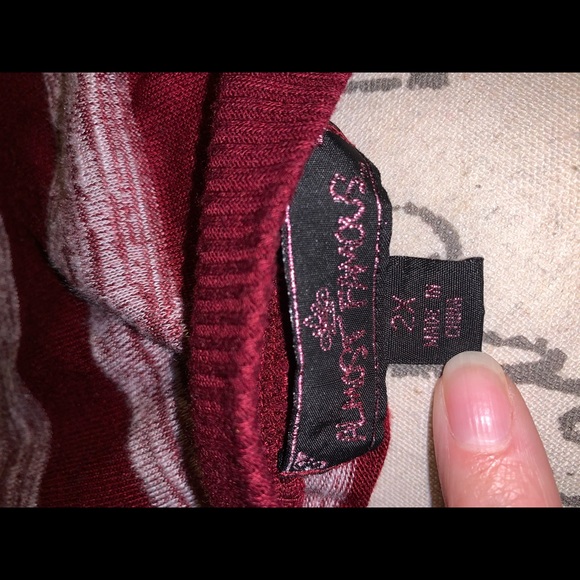 Must get rid of a few things I know longer wear. - Picture 3 of 3